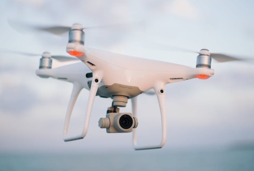Read more about the article Benefits of Drones for a Houston Real Estate Inspection